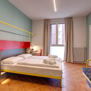 Hostel Meininger Garibaldi, Mailand